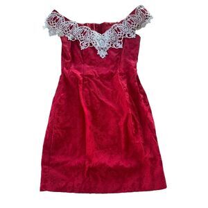 VTG Gunne Sax 80s Red Floral Embossed Mini Dress Off Shoulder Lace Trim Romantic